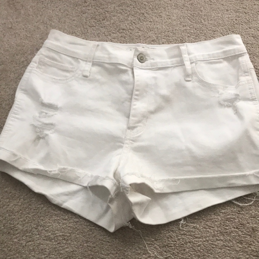 Women’s Hollister Distressed White Jean Shorts
